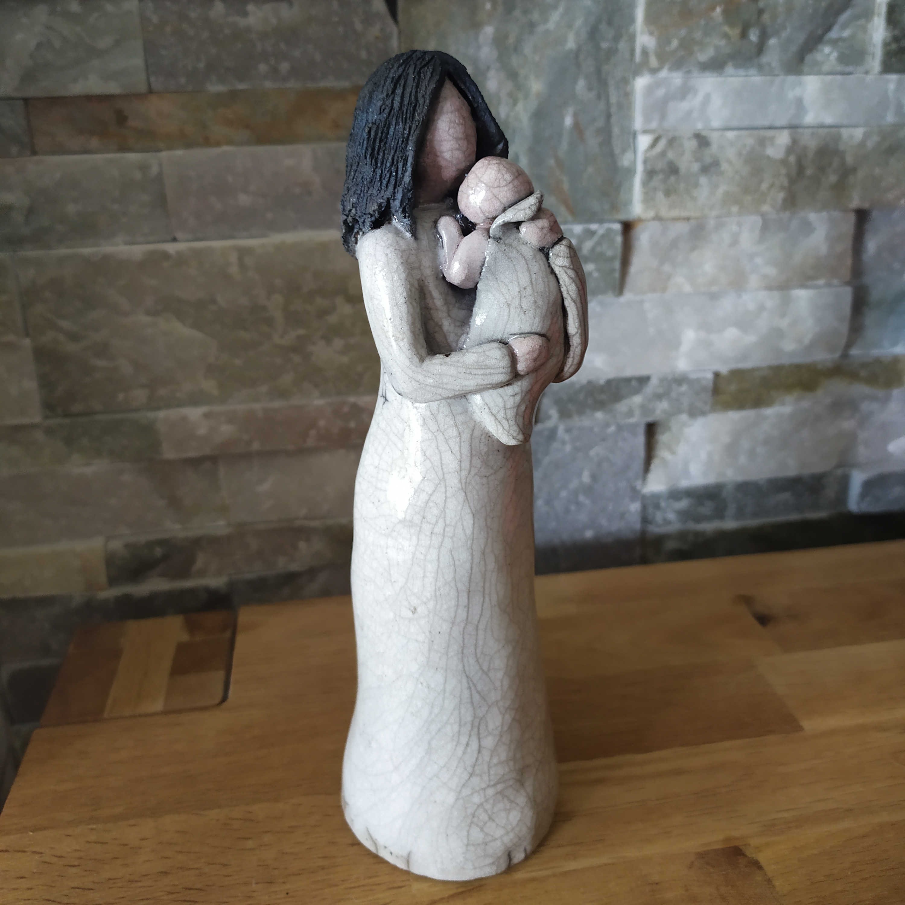 Mère à l'enfant