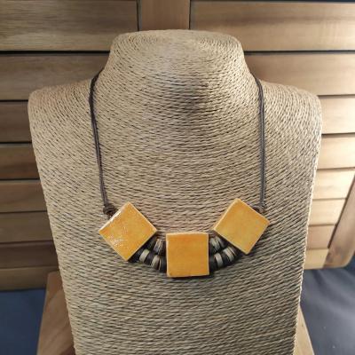 Collier 3 carrés Safran